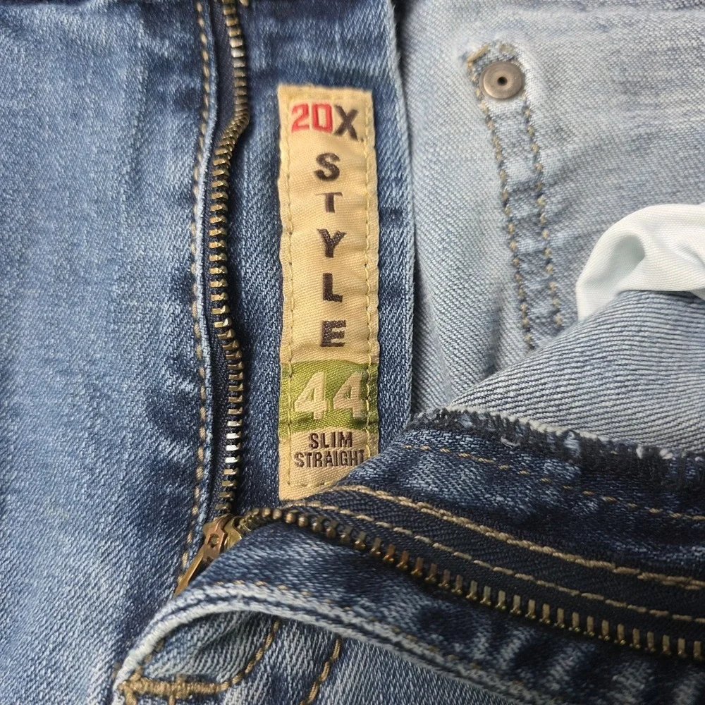 Wrangler 20X Style 44 Jeans Mens 33x32 (33x31) Slim Straight Leg Blue Denim Pant